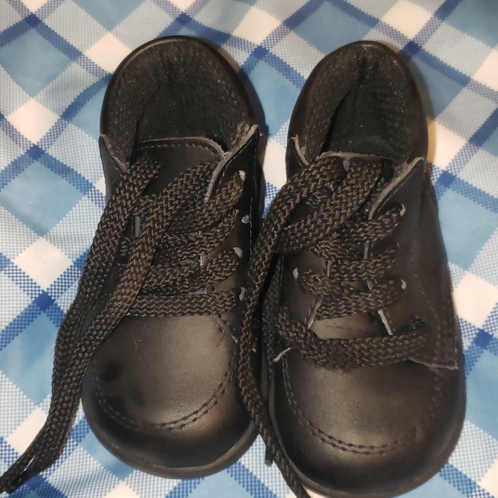 Baby walking shoes